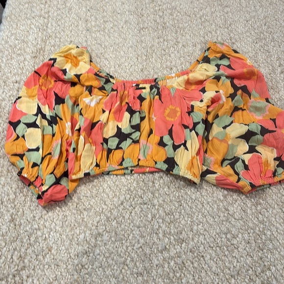 Billabong Floral Crop Top size Small Orange/green/brown/yellow - Picture 2 of 6